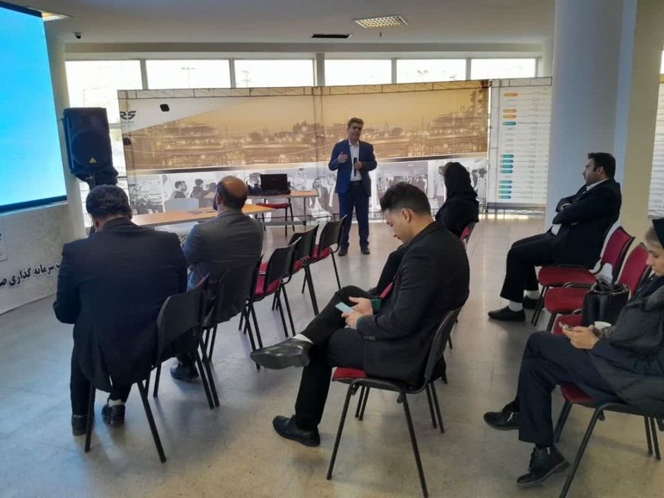 پنل تخصصی  صنعت لاستیک با سخنرانی یکی از مدیران ارشد ایران یاسا در رویداد «صدرا » برگزار شد